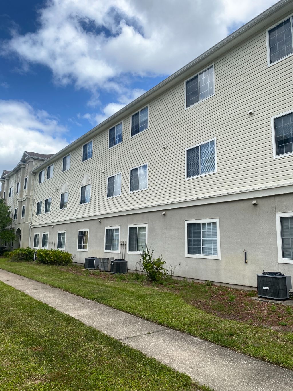Apartment Complex Cleaning in Palatka, FL